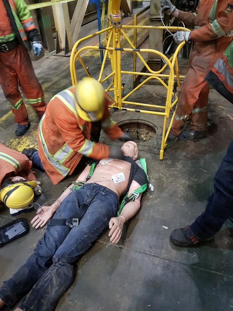Confined Space Entry & Rescue Training.