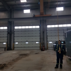 It's Bird - It's a Plane - It's Overhead Crane